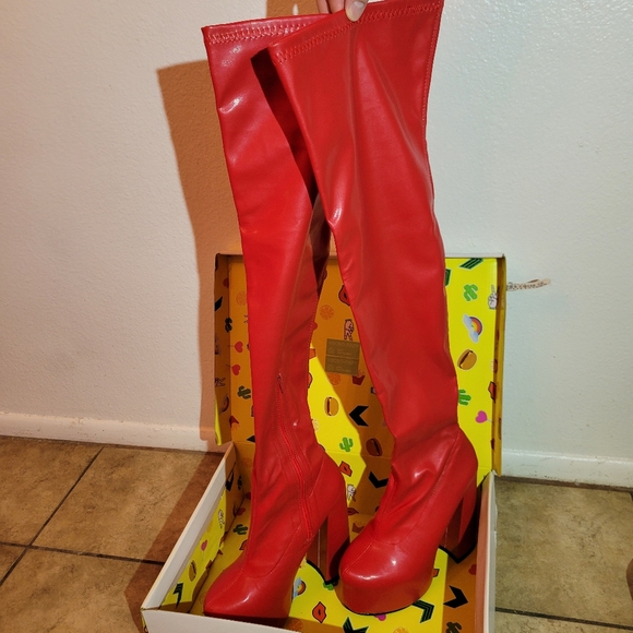Lemon Drop Shoes - Picture 3 of 11